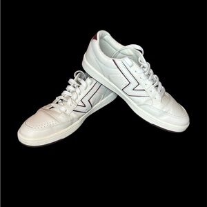 Vans Lowland ComfyCush shoes in a white and burgundy colorway men’s sz 12 EUC